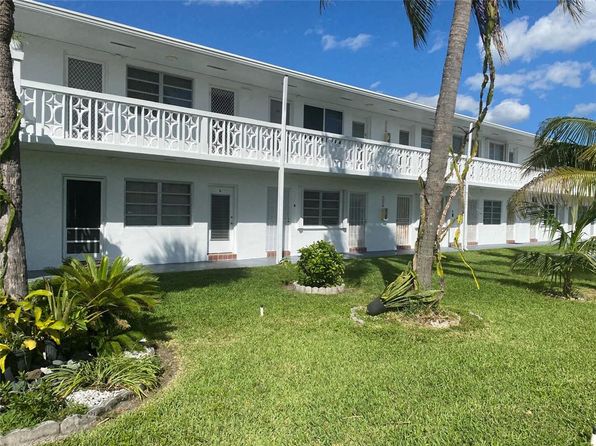 51 NE 204th St APT 2