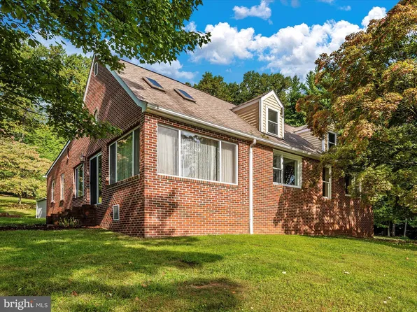 8118 Edgewood Church Rd, Frederick, MD 21702