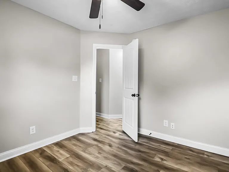 985 Culverson Ct — Photo 22