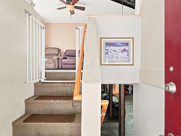 5th image of 21 Browns Brook Rd