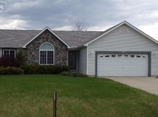4407 Maple Pointe Trl, Grand Blanc, MI 48439
