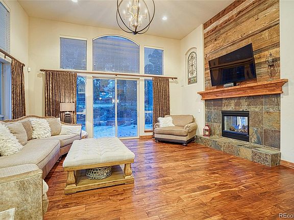 3rd image of 9015 Scenic Pine Dr
