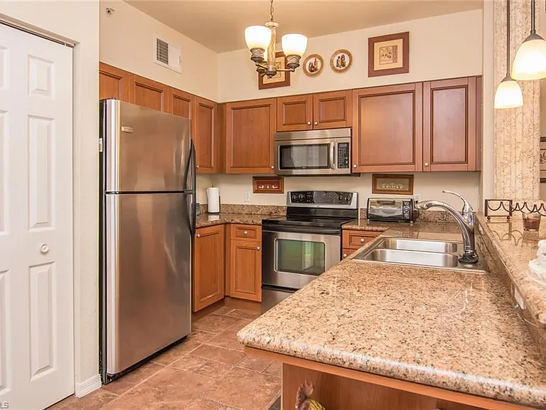 20230 Estero Gardens Cir #206 — Photo 8