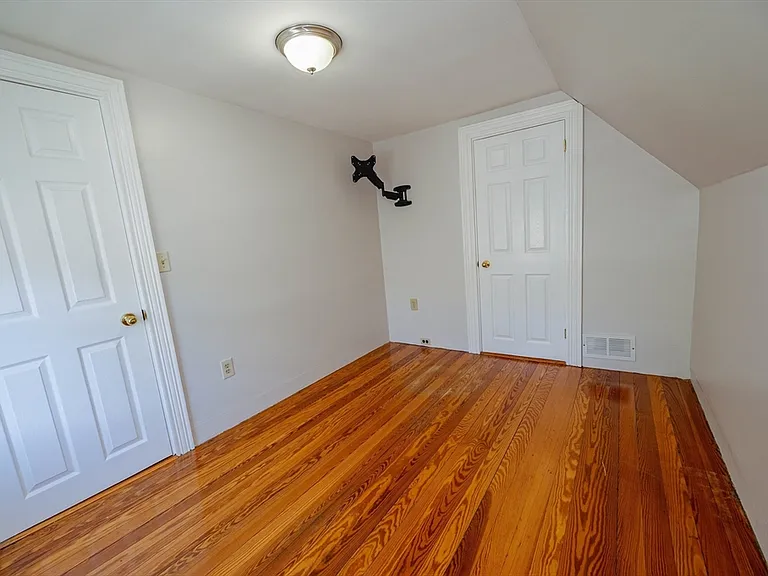 87 Independence Ave #2 — Photo 8