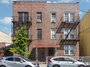 3043 48th St APT 1, Astoria, NY 11103