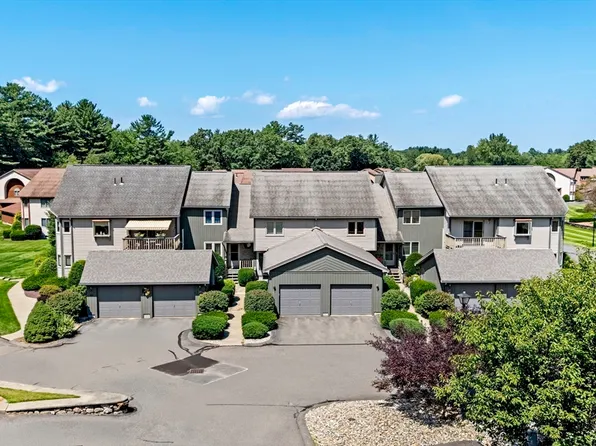 43 Pine Grove Dr Unit 43, South Hadley, MA 01075