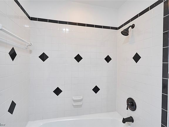 5th image of 2441 Belvoir Blvd