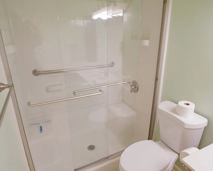 4424 Stratfordshire Ct — Photo 15