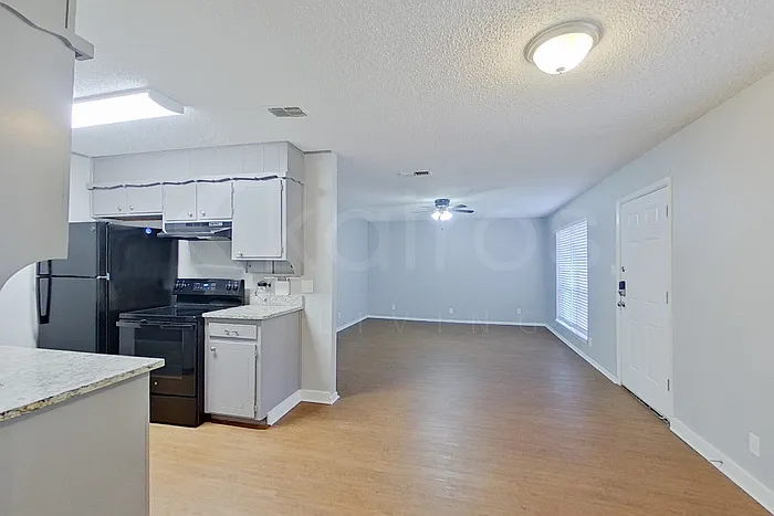 923 Kimbrough St — Photo 8