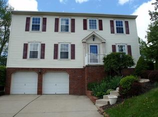 538 Grandshire Dr, Cranberry Township, PA 16066