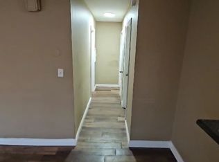 875 Highway 3 N APT 1, Northfield, MN 55057