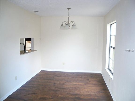 5th image of 2054 Sue Ellen Ct