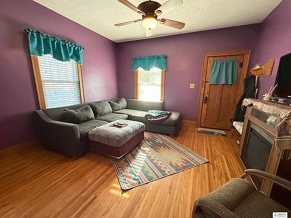 4th image of 3234 C St