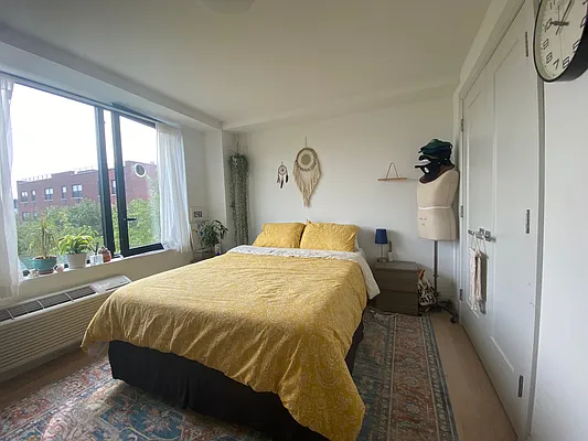 Rented by Dream Space Realty | media 12