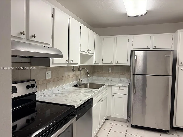 8050 W McNab Rd #206 — Photo 24