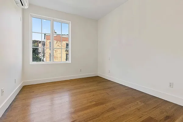 Rented by Dalan Rentals | media 2