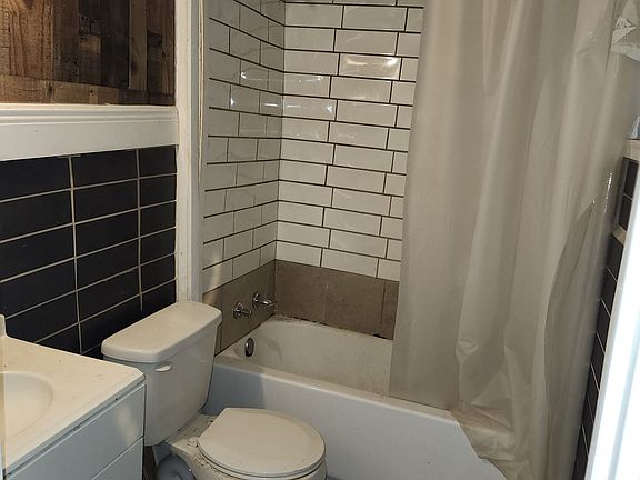 4th image of 3414 Revels Ave