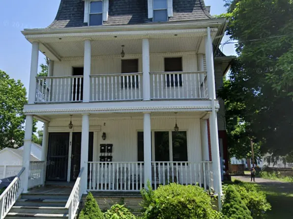 45 Grant St #3, Chicopee, MA 01013