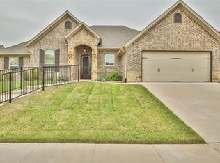 1208 Prestwick Ct, Granbury, TX 76048