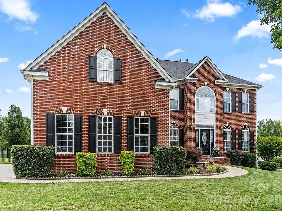 1st image of 286 Corona Cir
