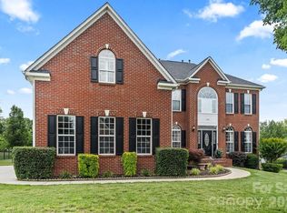286 Corona Cir, Mooresville, NC 28117