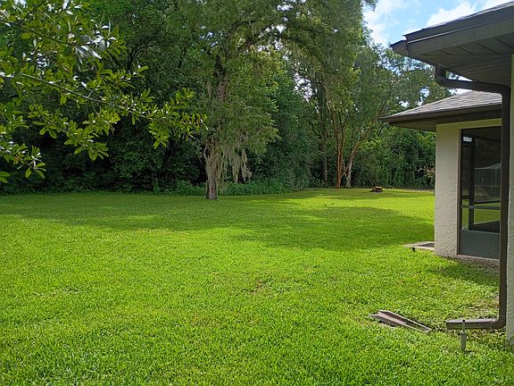 3rd image of 66 Pine St