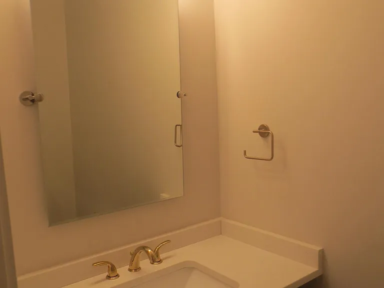 4403 Franklin Blvd — Photo 18