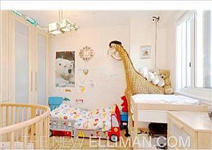 4th image of 401 E 65th St APT 10D