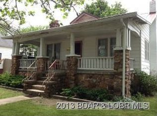 103 S Locust St, Eldon, MO 65026