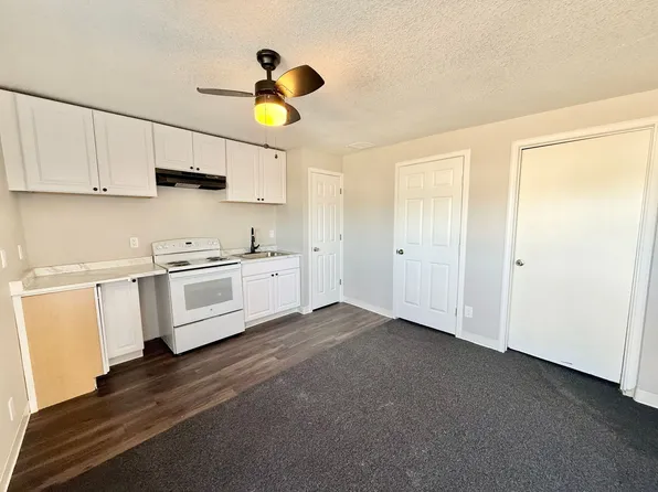 400 Santa Fe Dr #13, Pueblo, CO 81006