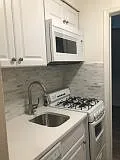 700-724 N Monroe St — Photo 4