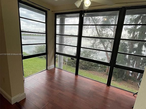 4th image of 468 NE 206th Ln APT 210