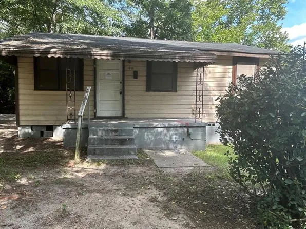1600 13th Ave, Phenix City, AL 36867
