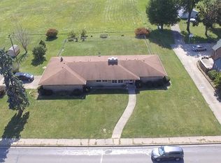 523 E 38th St, Anderson, IN 46013