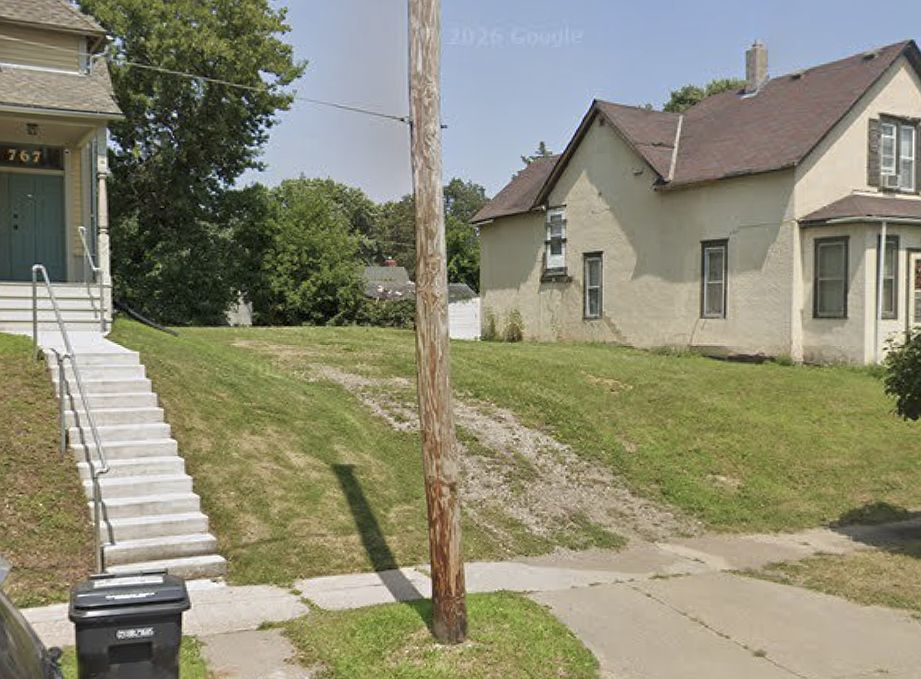 2nd image of 771 4th St E
