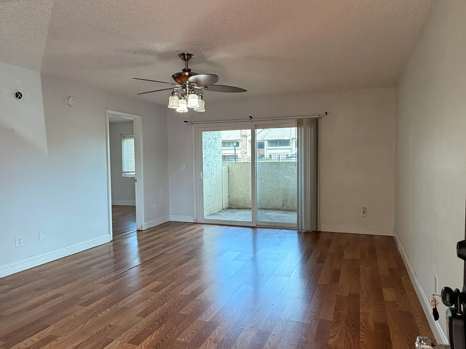 1 bed, 742 sqft, $1,250 — Photo 3