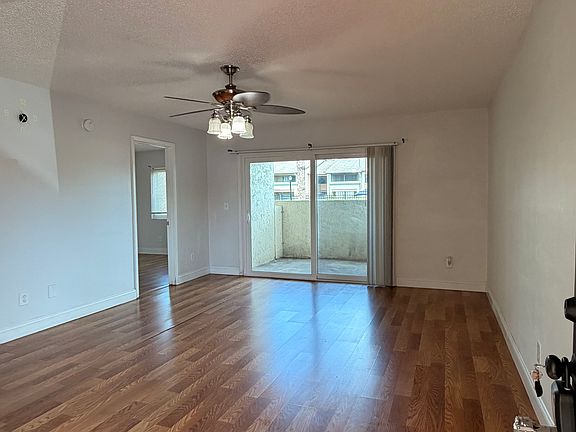 3rd image of 6118 Curry Ford Rd APT 126