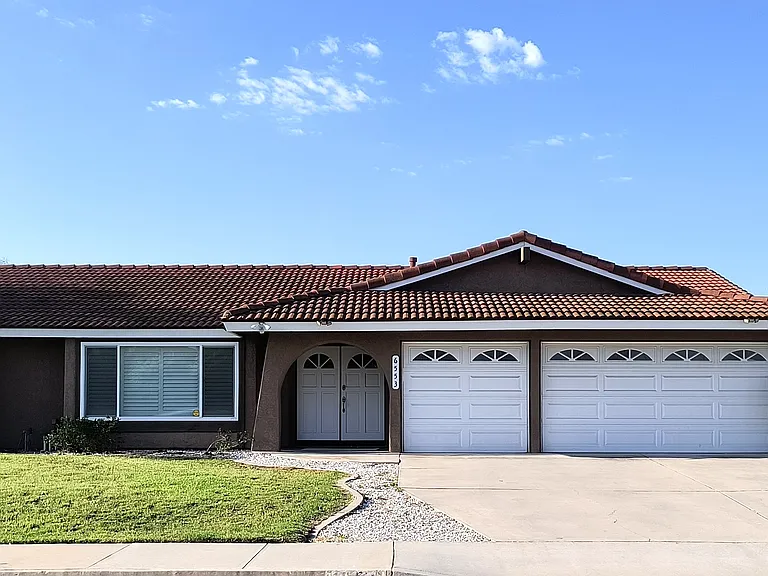 6553 Grant St — Photo 1