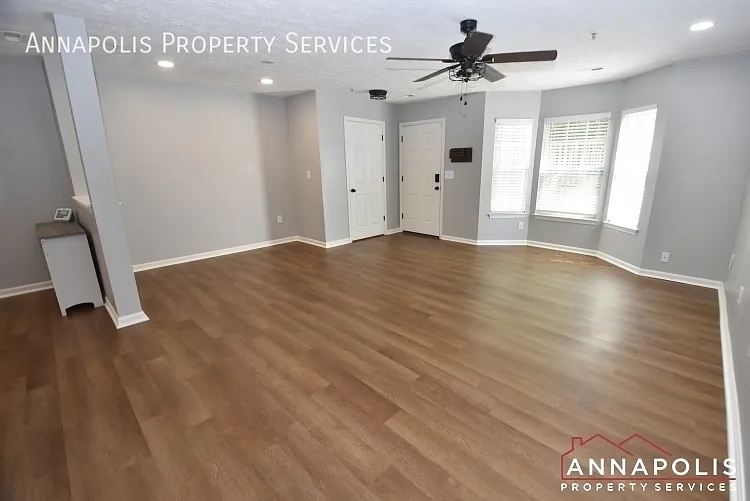 8031 Brookstone Ct — Photo 6