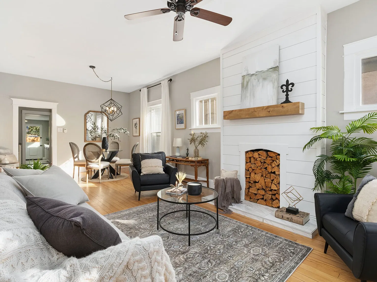 3 bed, 1128 sqft, $3,500 — Photo 4