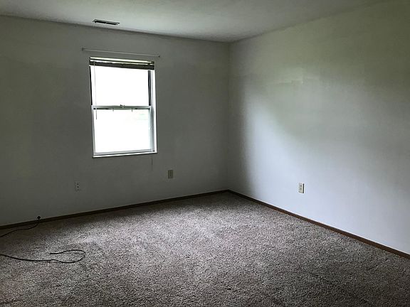 5th image of 409 Windmill Dr
