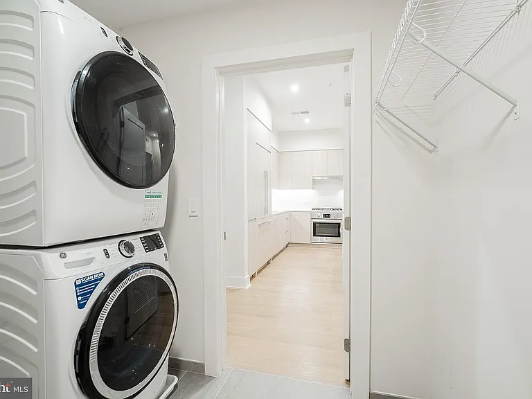701 Swann Ave #503 — Photo 7