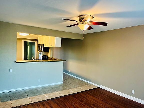 4th image of 415 Plymouth Dr APT 10