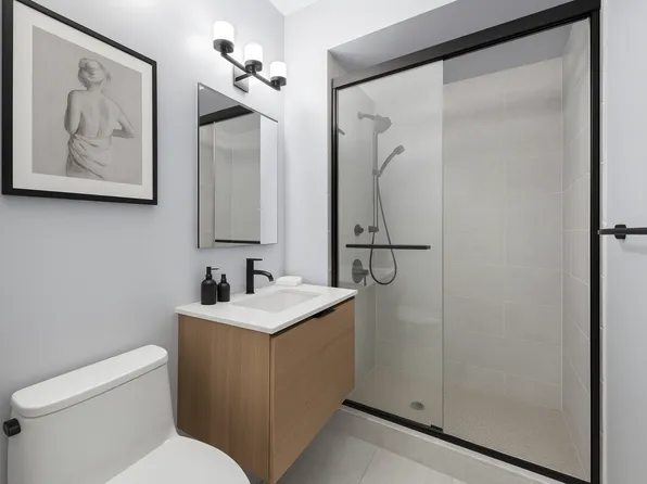 20 East 9th Street image 15 of 29