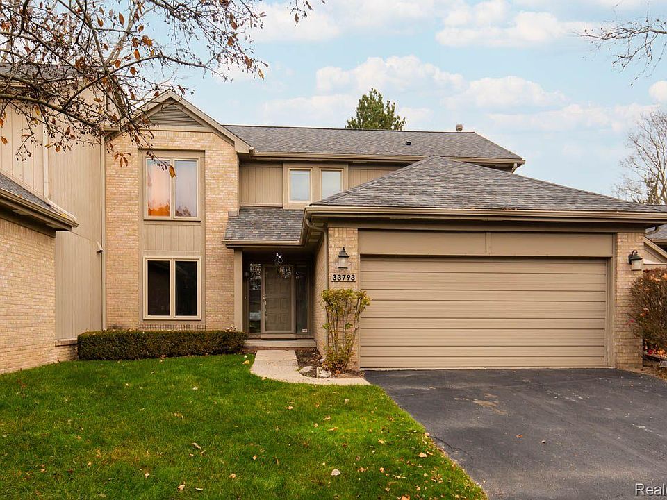 1st image of 33793 Vista Dr