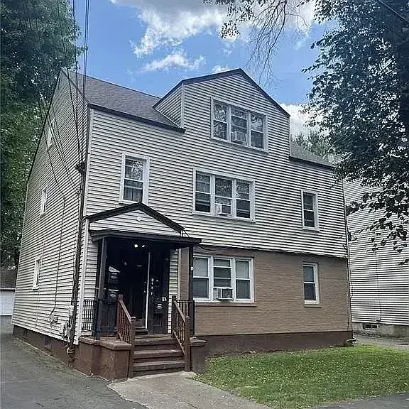 35 Goodyear St #1 — Photo 9