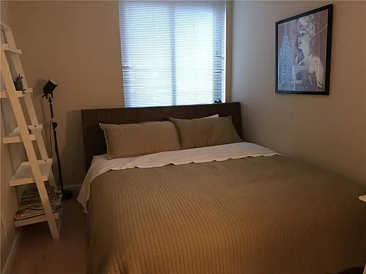 Rented by R New York | media 30