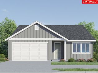 1065 Clemson St, Woodburn, OR