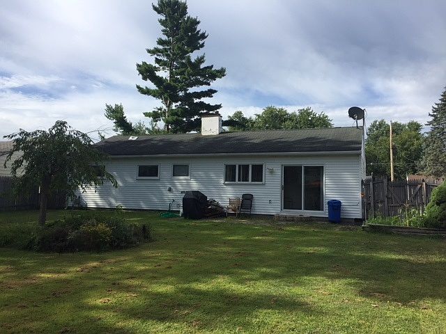 2nd image of 28 Colgate Dr