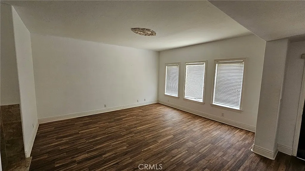 5 bed, 3.5 bath, 2999 sqft, $8,600 — Photo 3